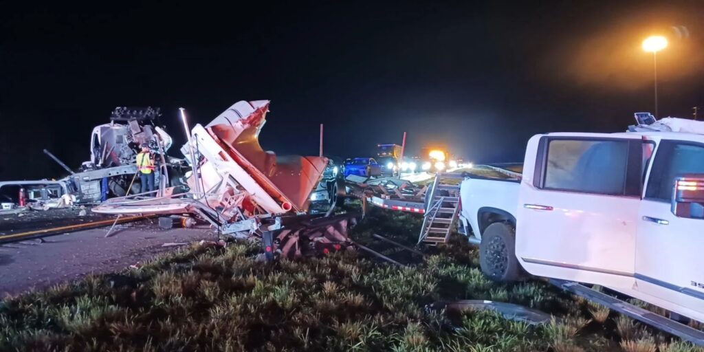 Fatal Crash on Alligator Alley Claims One Life, Closes Southbound Lanes