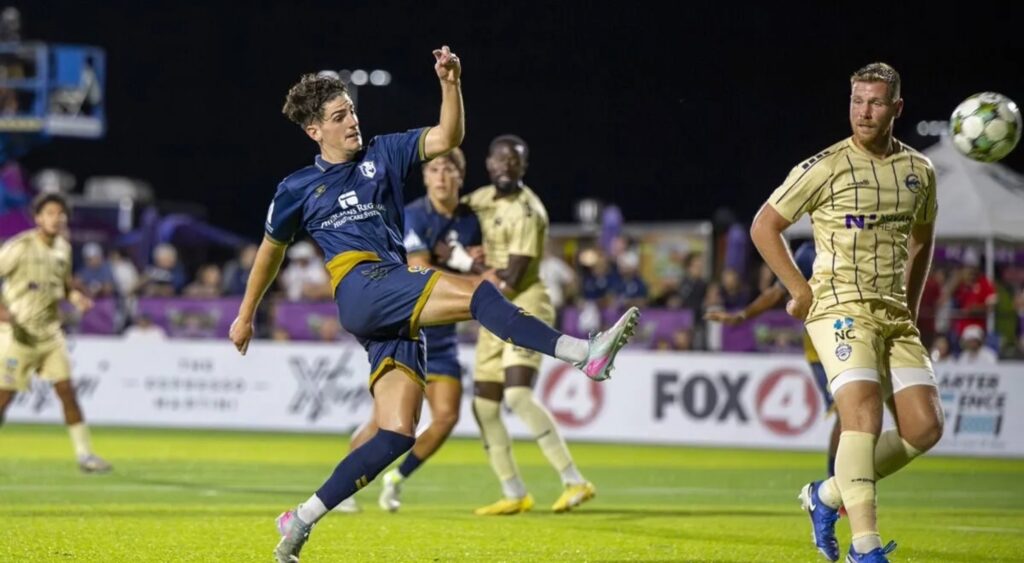 Naples 2 – 0 Fort Wayne